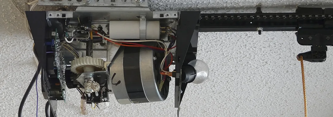 Sliding Garage Door Humming Noise Repair in Capalaba, QLD